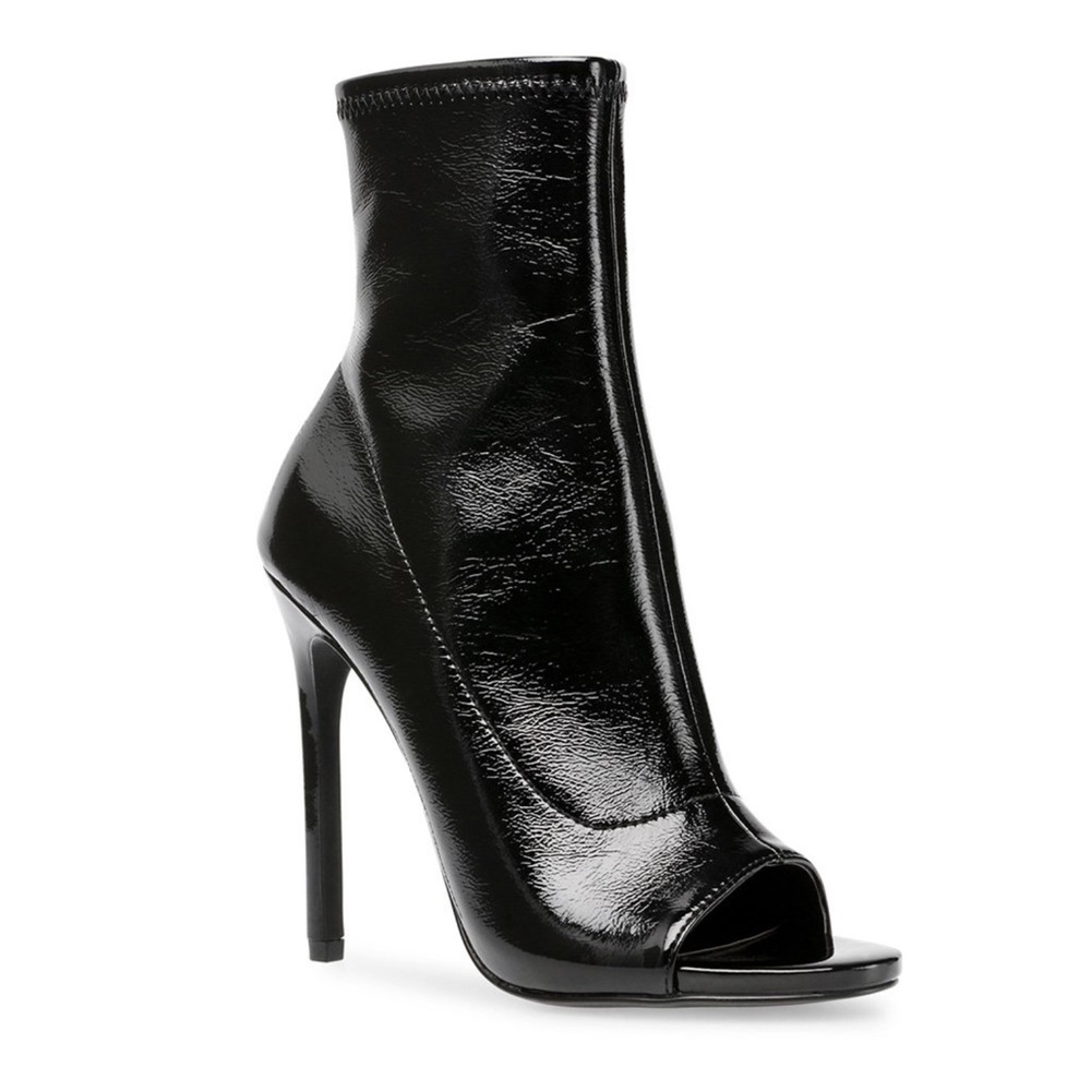 Elettra Black Patent Steve Madden 9